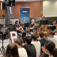 „Musik-Battle“ am KKG Wesseling mit den Jgst. 8 und 9